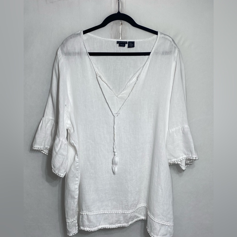 Tahari White 3/4 Sleeve Tie Front Blouse 2X with flaw left side hole tunic